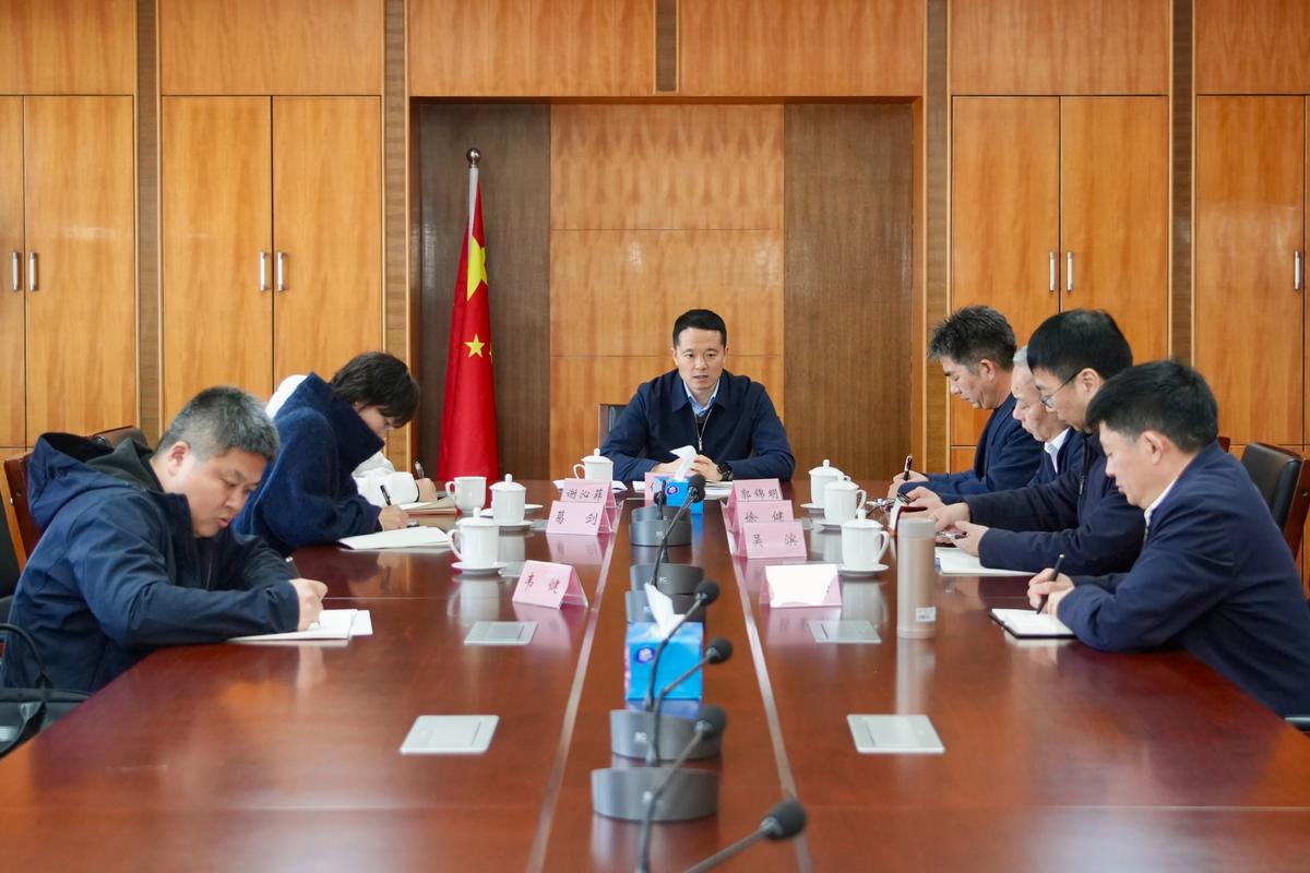 深學細悟明方向 對標對表抓落實